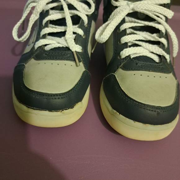 Skechers Boys Running Shoes - Picture 2 of 7